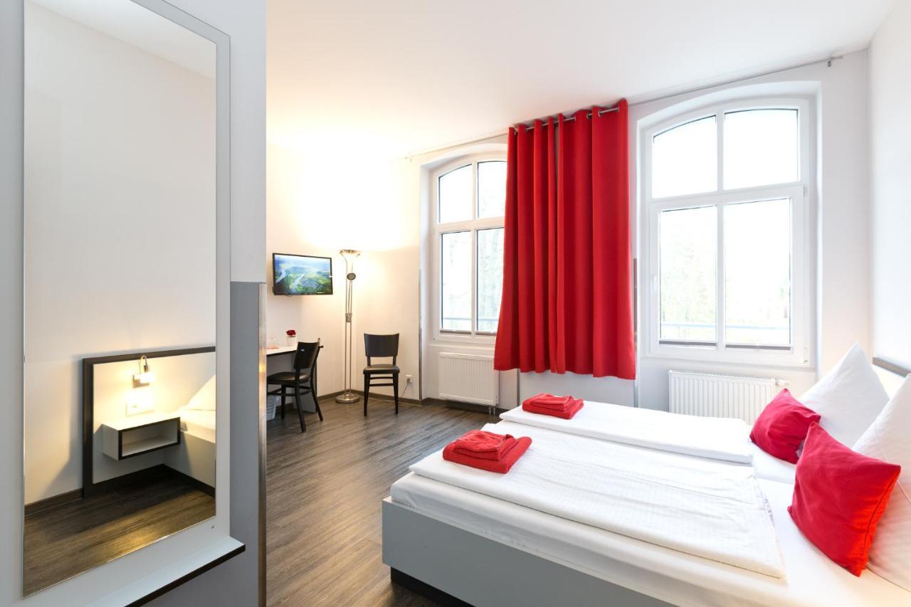 וארן Hotel Zwischen Den Seen מראה חיצוני תמונה