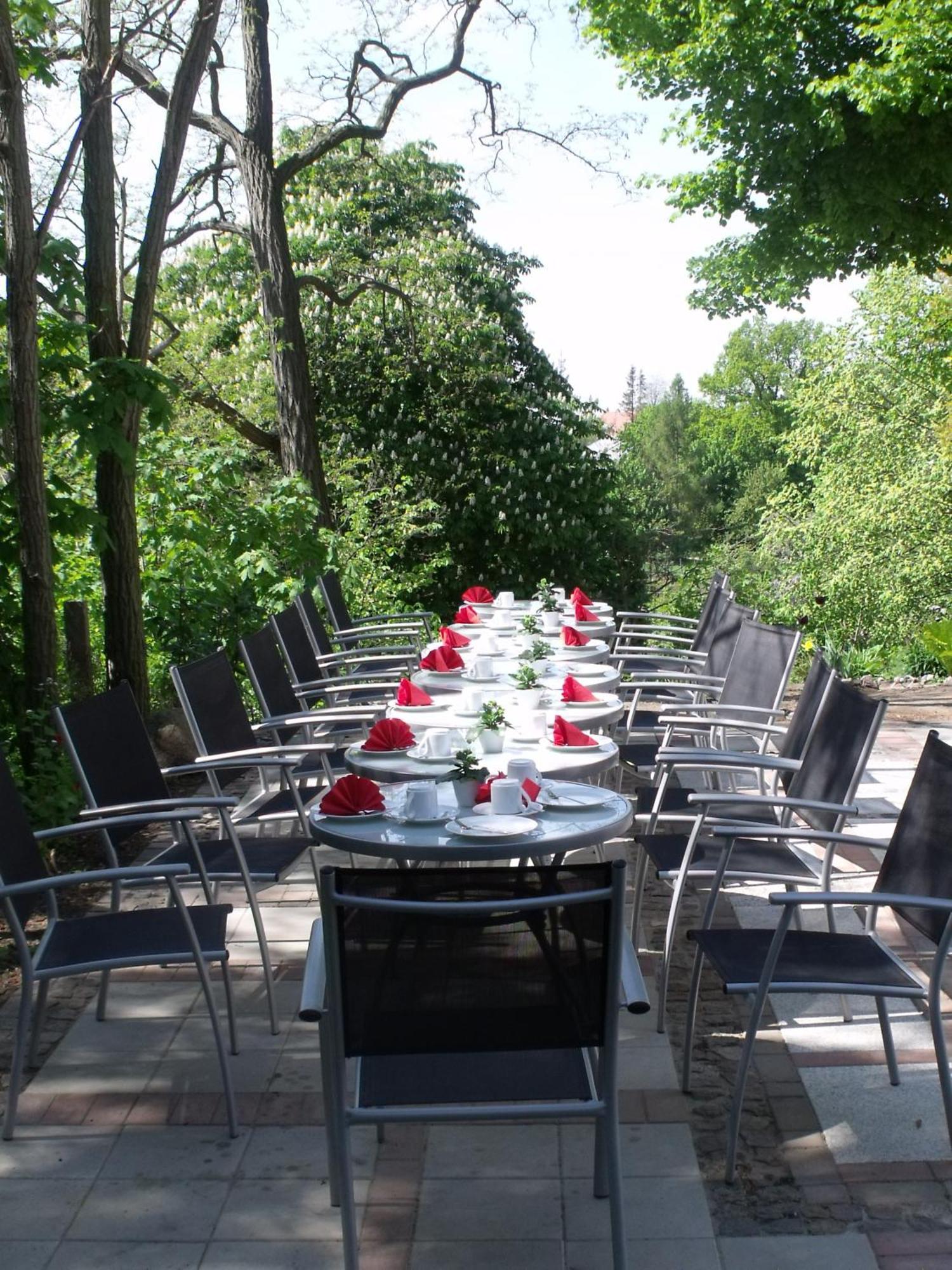 וארן Hotel Zwischen Den Seen מראה חיצוני תמונה