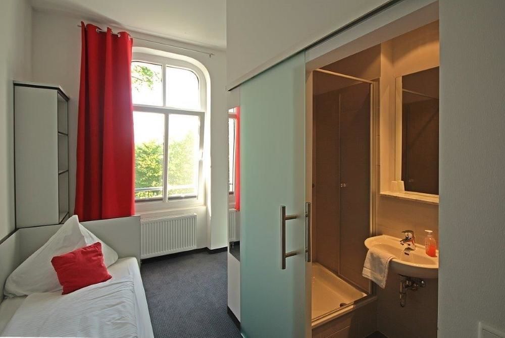 וארן Hotel Zwischen Den Seen מראה חיצוני תמונה