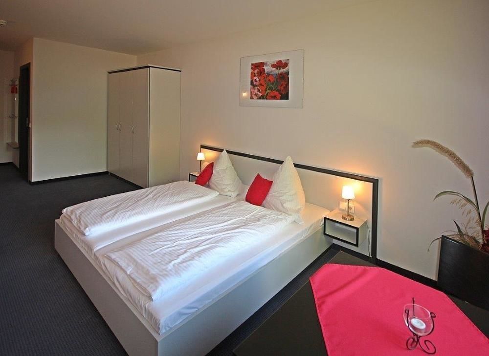 וארן Hotel Zwischen Den Seen מראה חיצוני תמונה