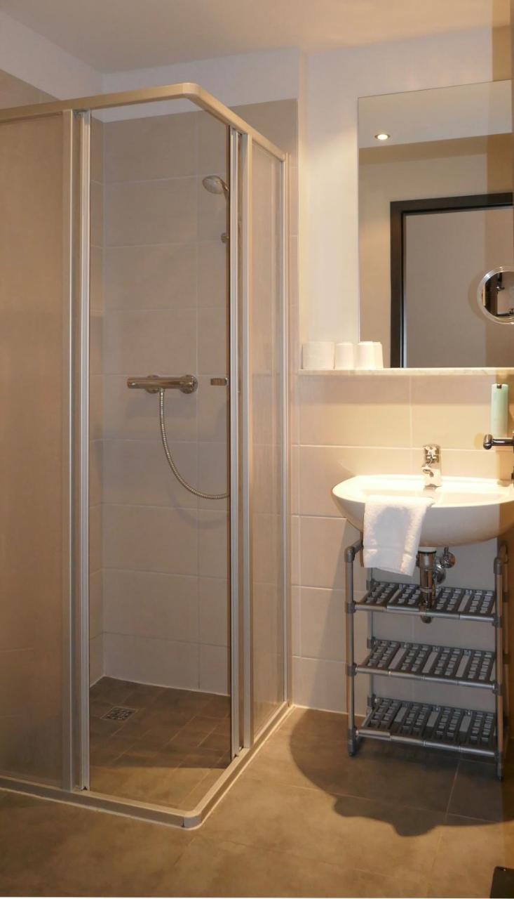 וארן Hotel Zwischen Den Seen מראה חיצוני תמונה
